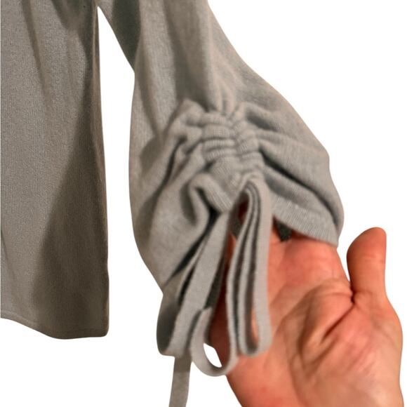 NWOT Scoop Neck Powder Blue  100% Cashmere Sweater Ruched Tie Sleeve, size XS - Picture 6 of 7